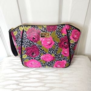 NWT, Luv Betsey, Cosmetic 💄 Bag, Roses, Pink, Black, Betsey Johnson,